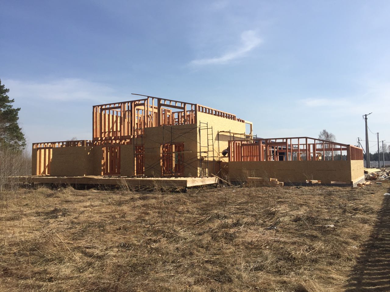 Емельяново 350 м²